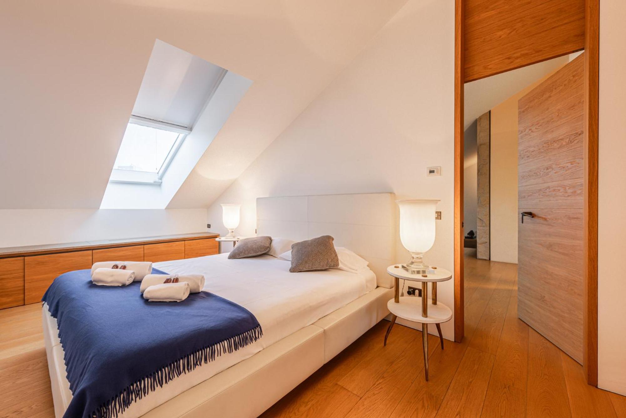 Montenapoleone Luxury Penthouse *