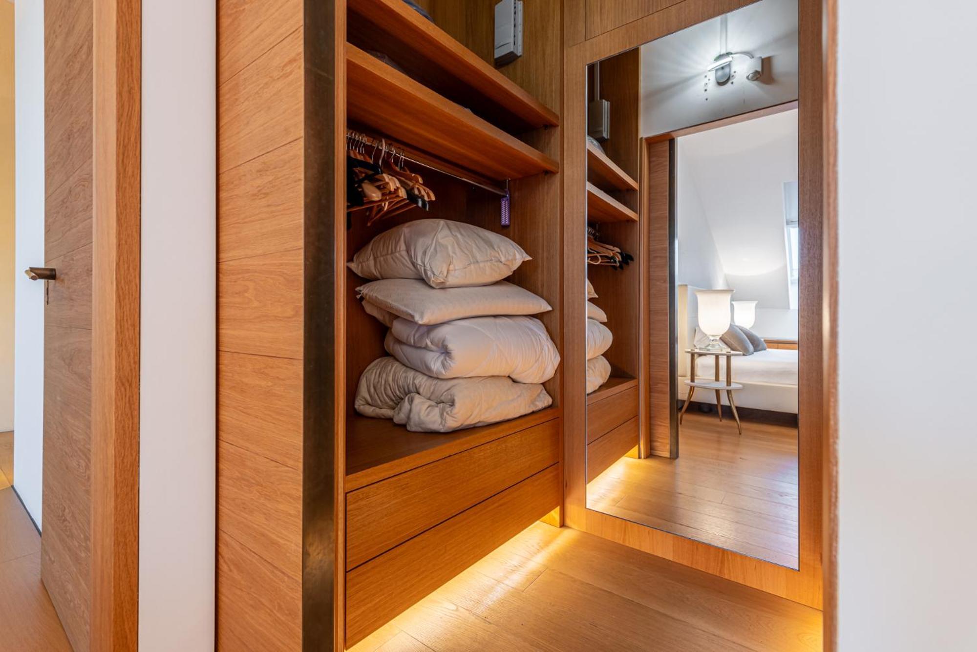 Montenapoleone Luxury Penthouse *