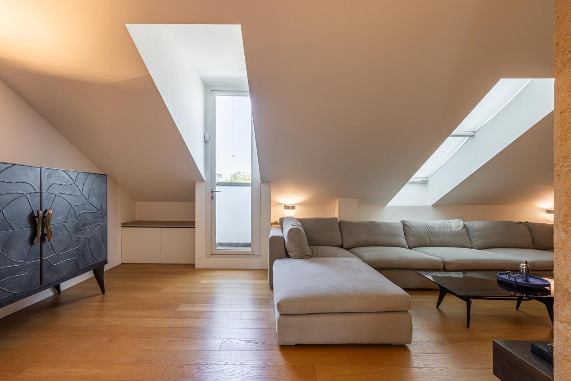 Montenapoleone Luxury Penthouse *
