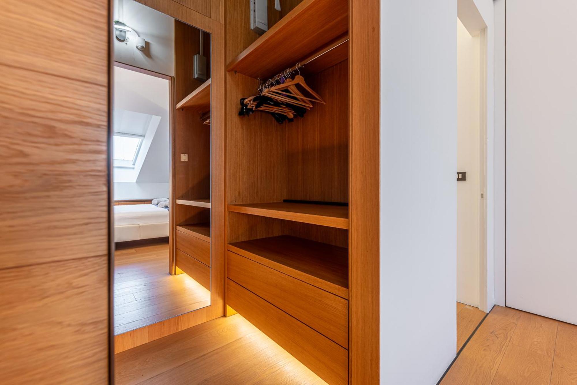 Appartement Montenapoleone Luxury Penthouse Milan