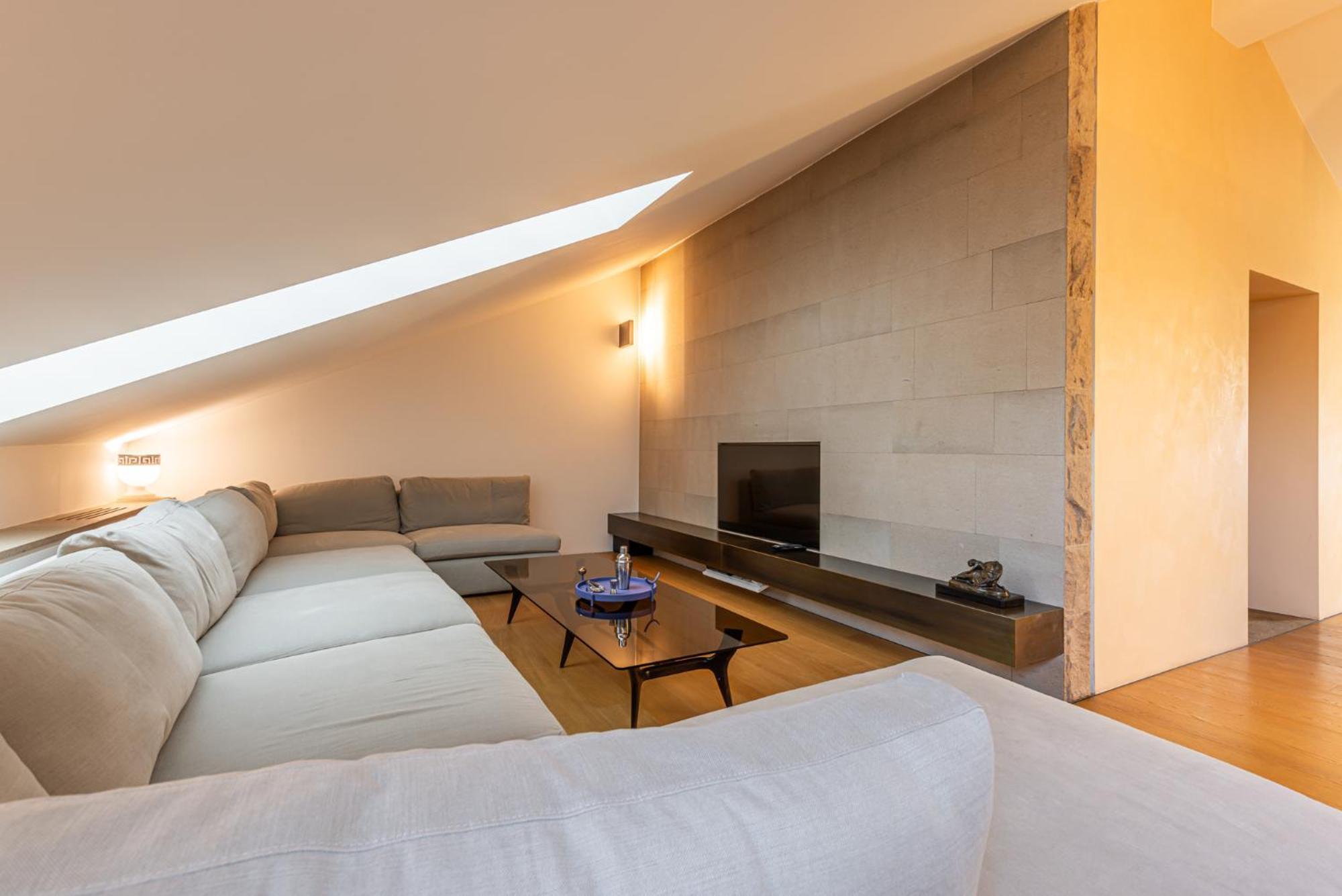 Montenapoleone Luxury Penthouse *